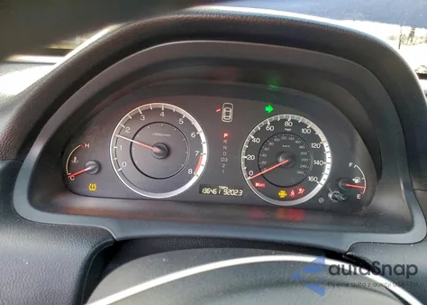 2010 Honda Accord Lx z USA, uszkodzony, nr VIN 1HGCS1B36AA020173